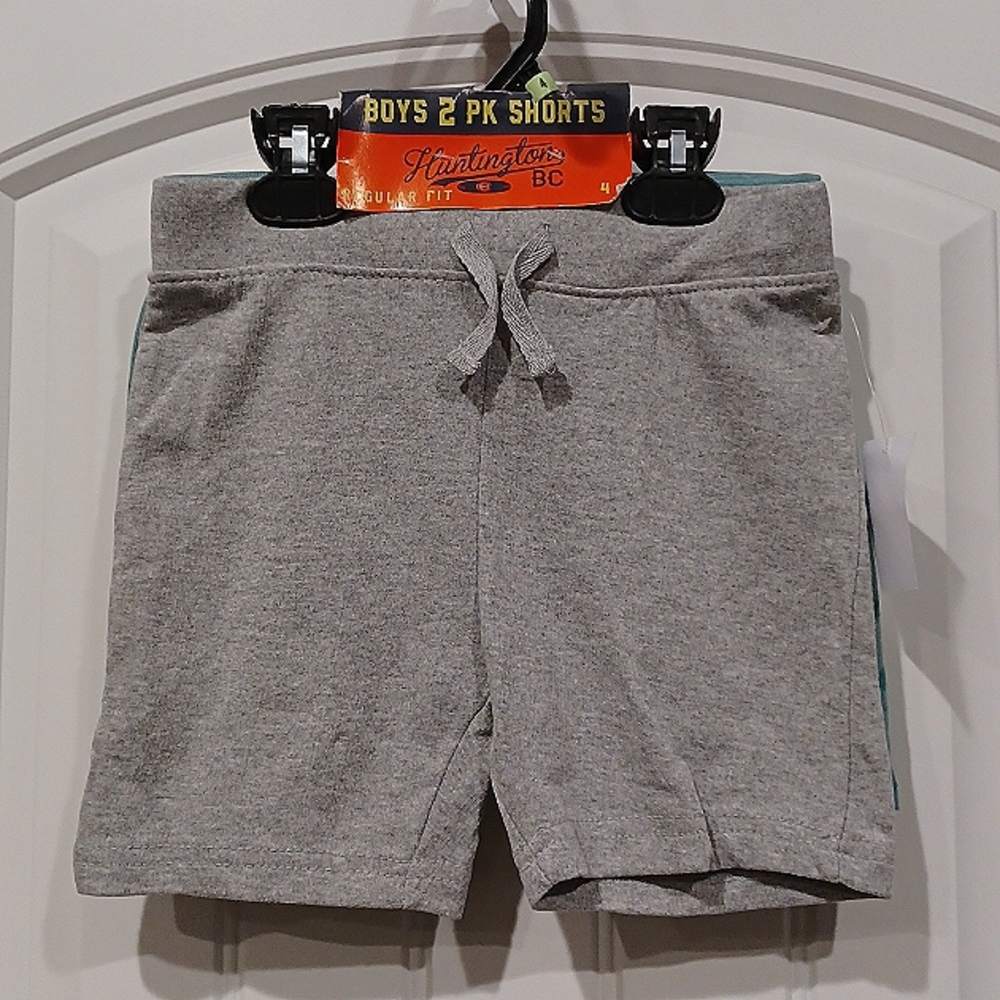 NWT Huntington BC boys shorts.